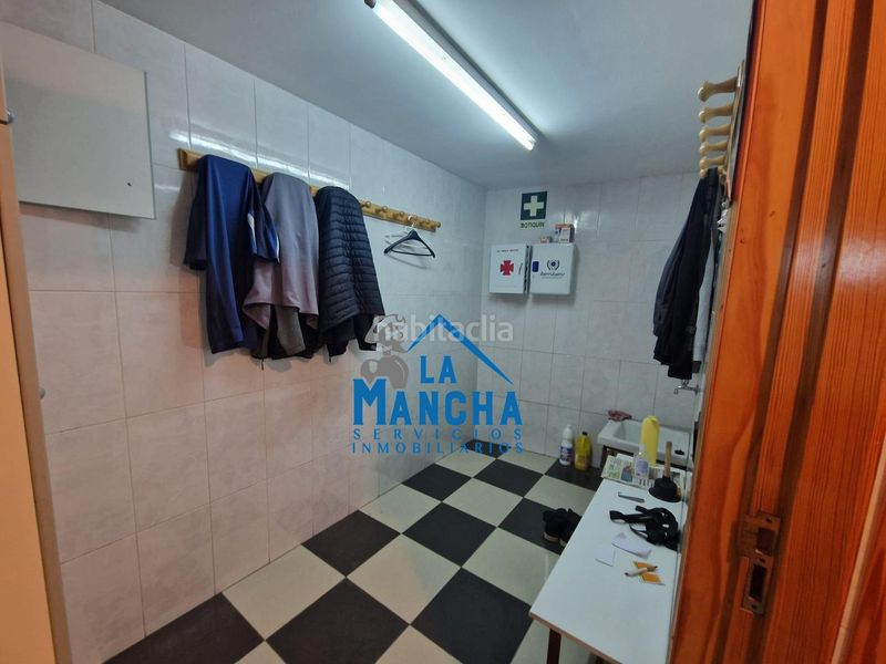 Foto 7b7d0d79-aac2-41b9-b9d8-25f1b2b5cb79. Local comercial a Feria Albacete