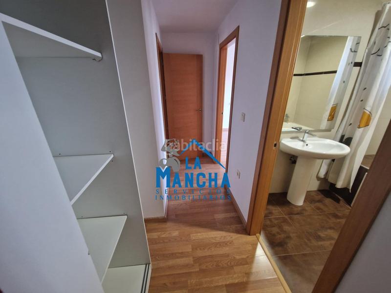 Foto bc88e3eb-f07c-40ee-84d6-782052d05455. Casa adossada amb calefacció aparcament a Gineta (La)