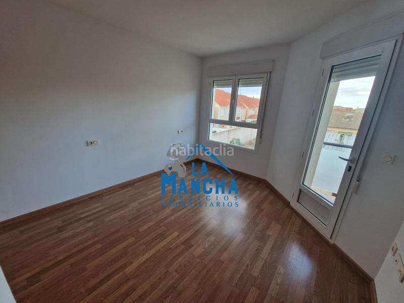Foto c76a0cfd-f52f-493f-8162-5890f11b21fc. Casa adossada amb calefacció aparcament a Gineta (La)