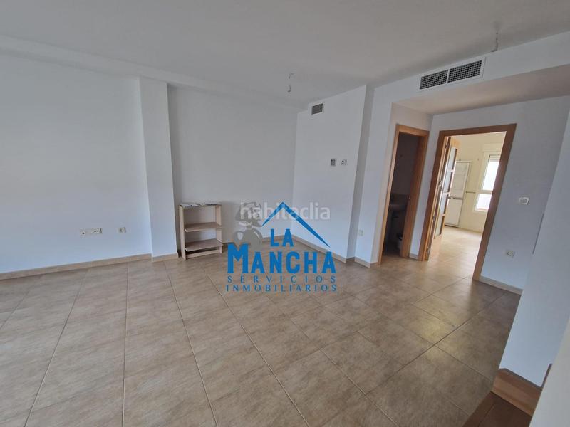 Foto d67b8bde-852b-4fff-9eb5-05e99144cec4. Casa adossada amb calefacció aparcament a Gineta (La)