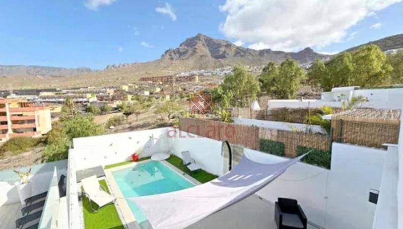 Foto 1fa651d8-b4d1-47e5-9969-146a16b73c3c. Casa adosada chalet pareado torviscas alto en Torviscas Centro y Alto Adeje