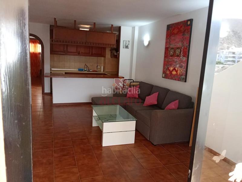 Foto 94eeb25d-f808-4b9a-8bfa-914ad2be200b. Piso  en Los Cristianos en Los Cristianos Arona