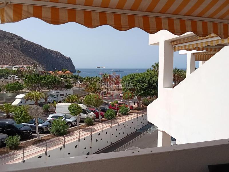 Foto fc63a5a1-5439-4974-abd4-b9572a6b9382. Piso  en Los Cristianos en Los Cristianos Arona