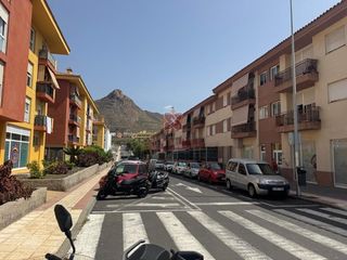 Piso en Calle la Trujilla