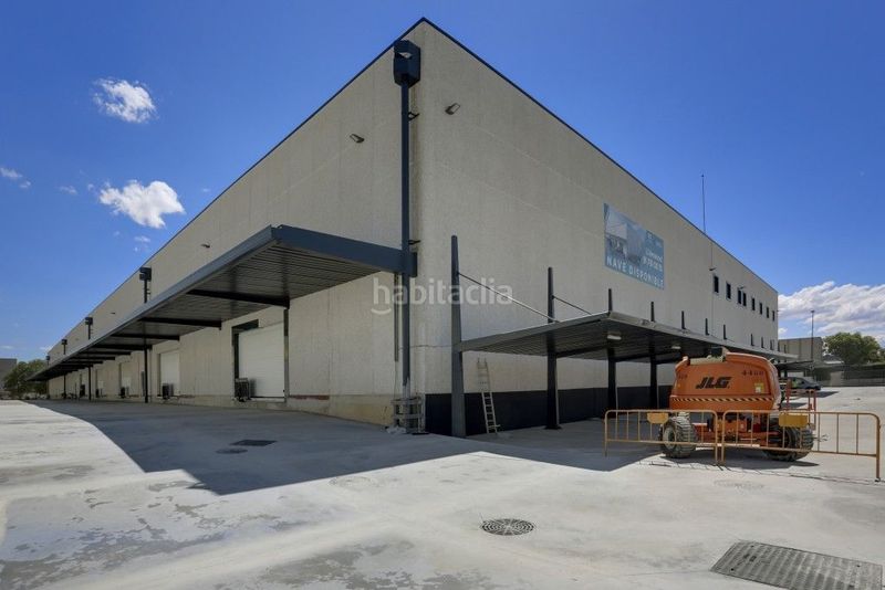 Foto 32e2593d-2fff-4a11-9258-6b8b75699a2a. Rent industrial building in calle eratóstenes 9 in Getafe