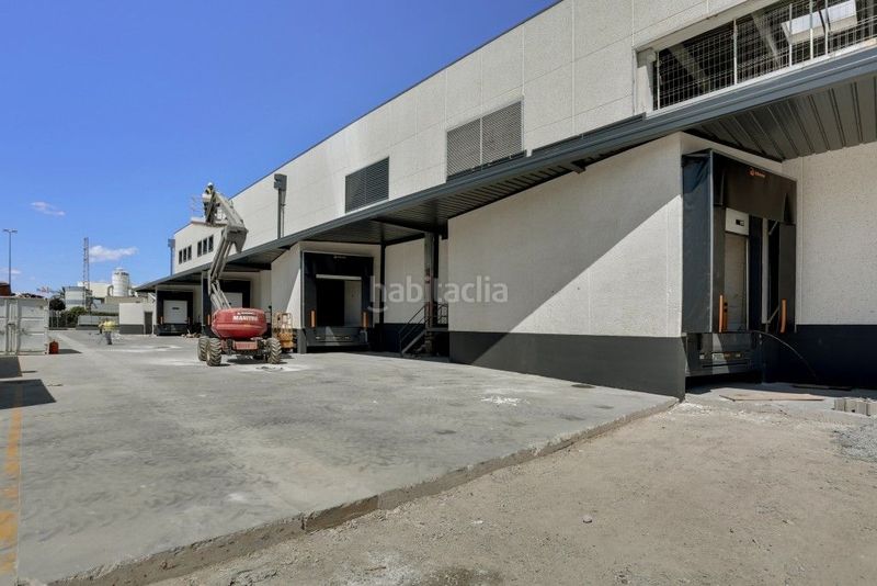 Foto 3680301f-bc4e-4fe3-8559-44779976da04. Rent industrial building in calle eratóstenes 9 in Getafe