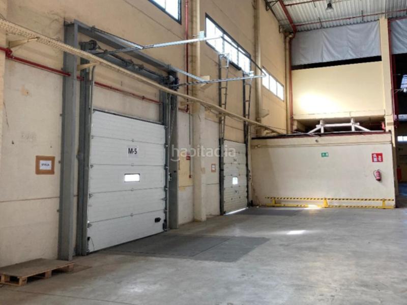 Foto c8c111b4-d28f-4b63-896d-d9158c4c2fcd. Miete fabrikhalle in Daganzo de Arriba