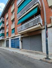 Local Comercial a Carrer manresa 17. Local con salida de humos