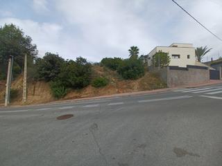 Terreny residencial a Avinguda vallserrat 128. Terreno en venta junto casal vallserrat