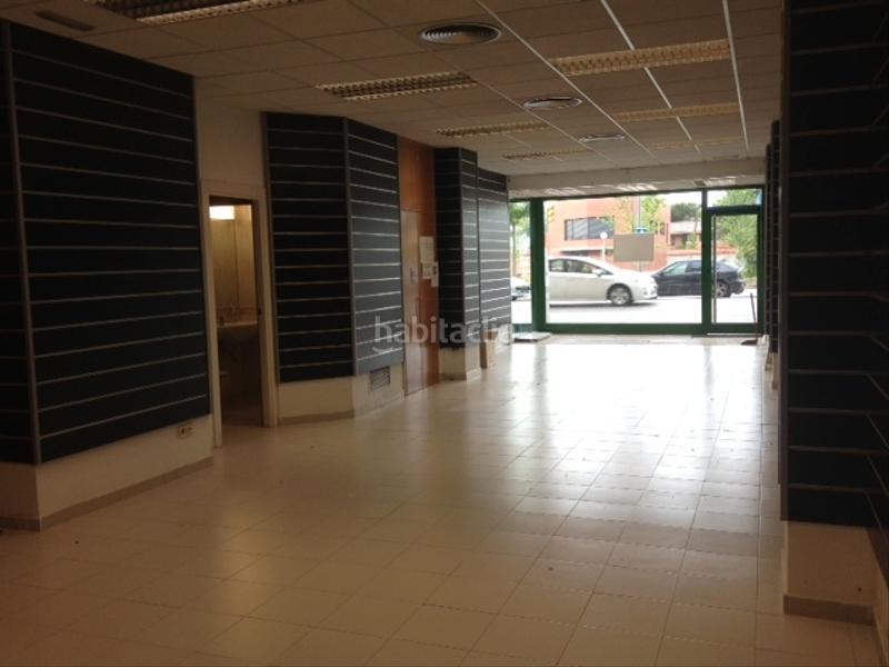 Foto 34176927-8677-47b9-a113-72360be44cb5. Affitto locale commerciale in avinguda del doctor pasteur 4 in Igualada