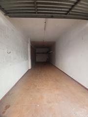 Lloguer Local Comercial a Carrer cardoner 1. Local ideal garaje