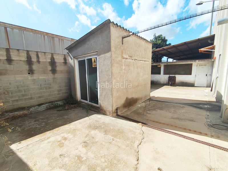 Foto d42bb943-6d62-4dd8-8e19-1de0dd4e297e. Nave industrial en passatge comunitat 5 en Can Rial Esparreguera