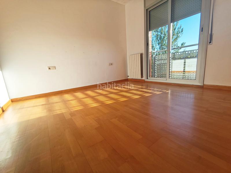 Foto b3685034-408b-44ed-a74d-ce1c35ebae74. Casa adosada en plena naturaleza en Abrera