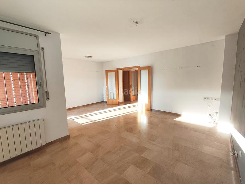 Foto fce91fad-5ca3-4a71-8963-8504b1093623. Casa adosada en plena naturaleza en Abrera