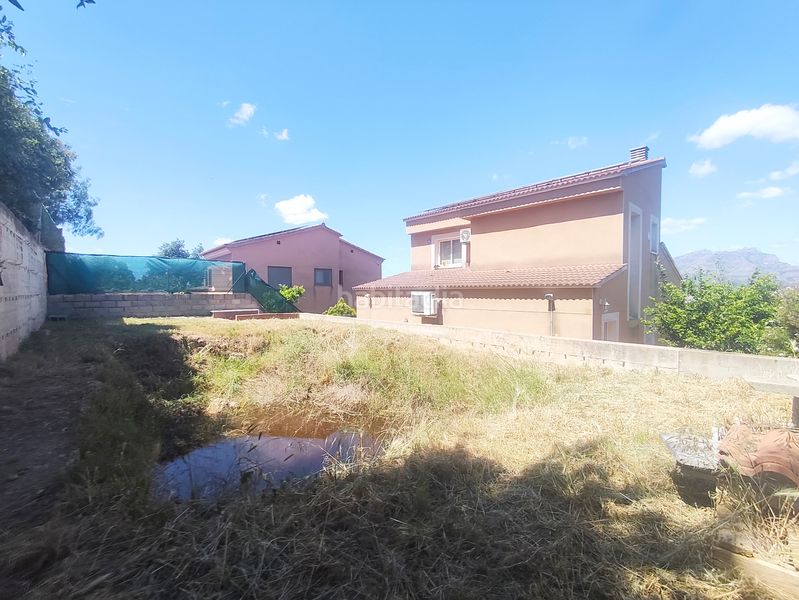 Foto 72f5964c-f2d2-498b-9497-0289de9a7c20. Casa amb xemeneia calefacció aparcament a Abrera