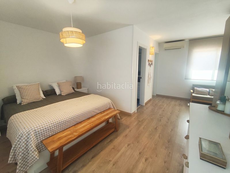 Foto a4aef83d-e926-499d-a3f0-f31eb668a834. Casa amb xemeneia calefacció aparcament a Abrera