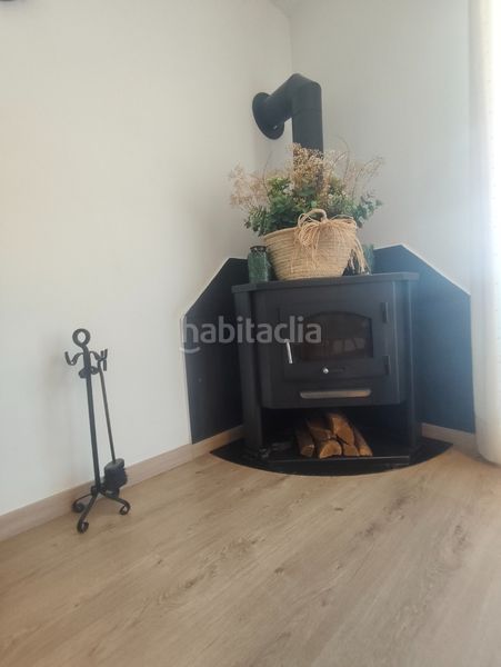 Foto f035f3eb-e9f1-4d7b-a0a1-e9fcf8e1f355. Casa amb xemeneia calefacció aparcament a Abrera