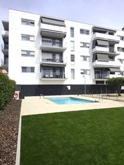 Etagenwohnung in Abrera. Prácticamente nuevo