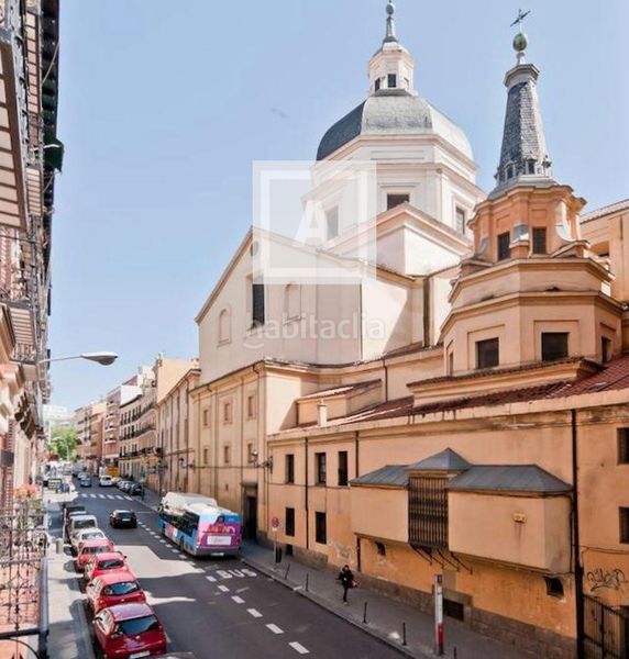 Foto 2a7ec2b0-f7ae-4920-877f-f284dc319ffb. Piso  en venta sol en Embajadores-Lavapiés Madrid