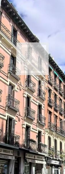 Foto 702c35e0-eb66-4457-977d-b6fe9f9bdd8f. Piso  en venta sol en Embajadores-Lavapiés Madrid