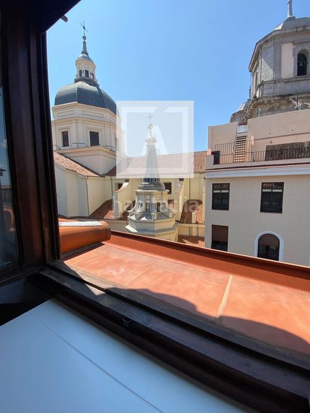 Foto cbee8d68-0767-44a6-8e9c-f91740d30207. Piso  en venta sol en Embajadores-Lavapiés Madrid