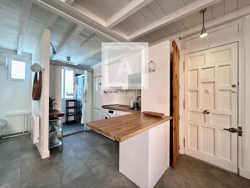 Foto 7460888d-a7a4-4929-8244-7d2f177293a9. Miete etagenwohnung mit heizung in Almagro Madrid