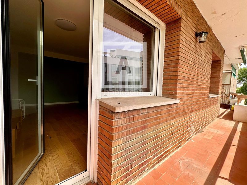 Foto d5f719b0-a505-4359-8d13-ebb2ad8b6a85. Pis amb calefacció aparcament a Nueva España Madrid