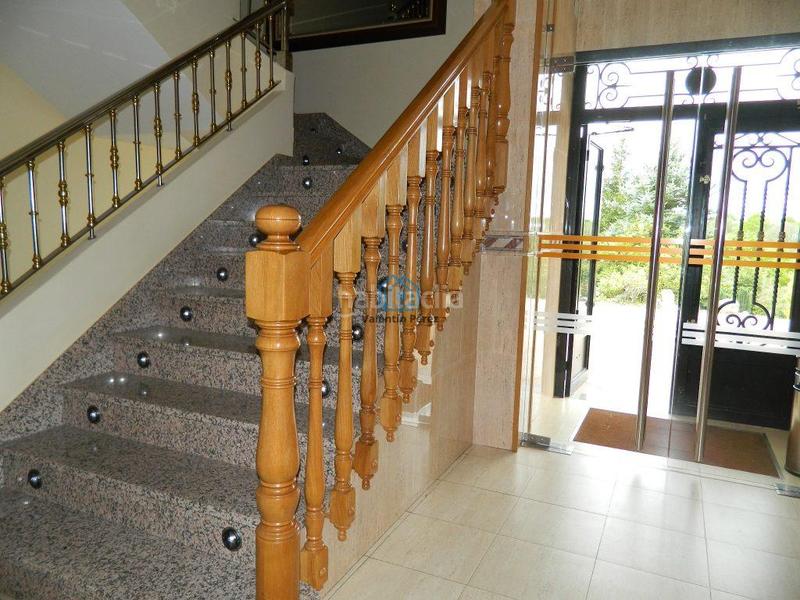 Foto 3f484dba-f48e-4470-a6d3-b3fe6055b3d8. Edificio en Incio (O)