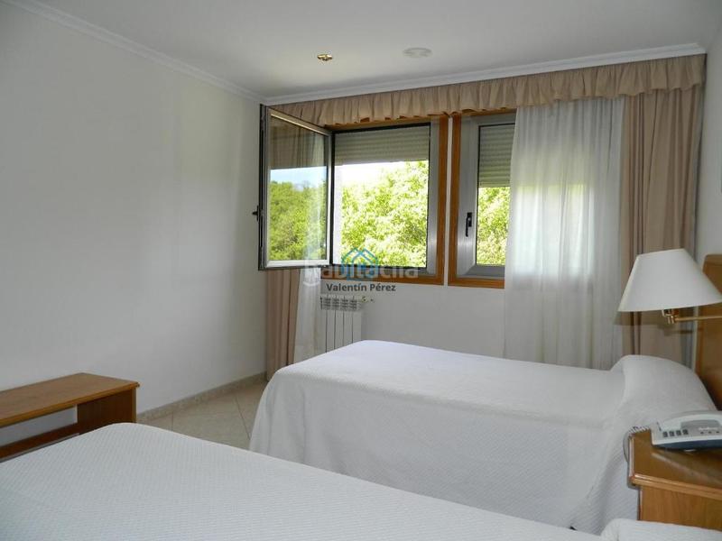 Foto 4c7bc013-a7d7-4334-a9bd-3e3d1baffb28. Edificio en Incio (O)