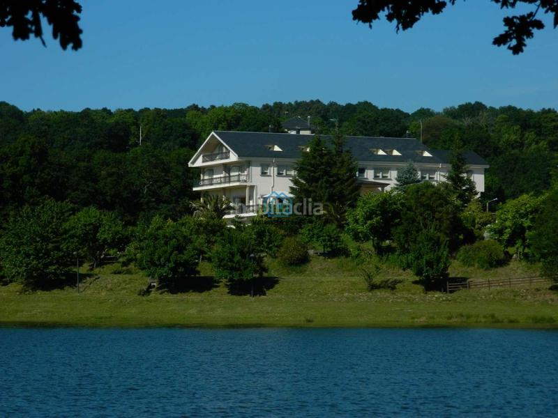 Foto 5e332076-3fb0-487d-a29d-a4656a87983d. Edifici a Incio (O)