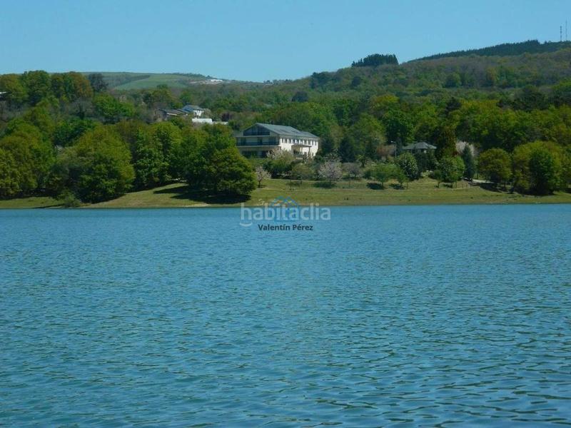 Foto b62cd9ed-7683-408d-9a08-db9be4363063. Edifici a Incio (O)