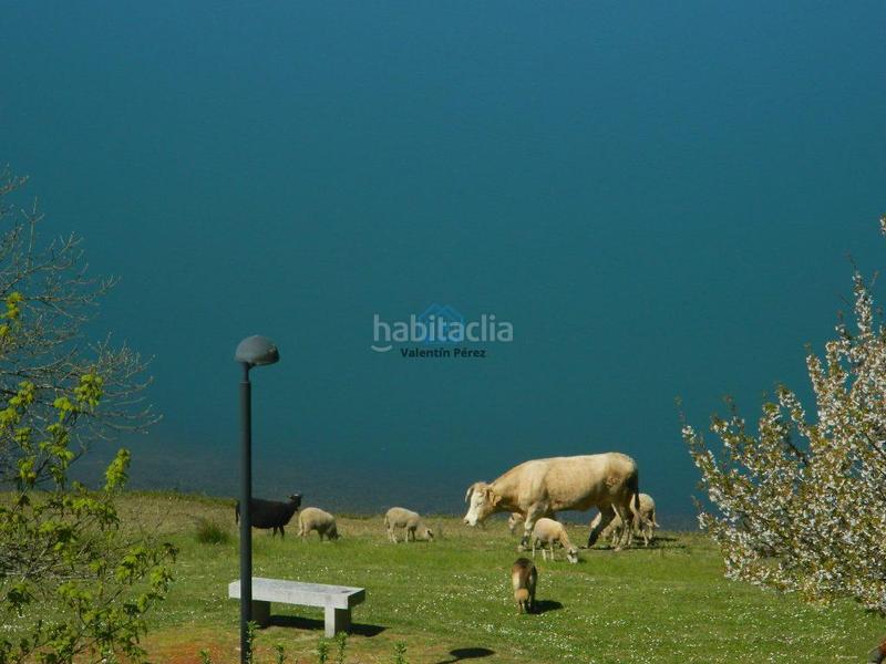 Foto c7044ca4-0188-4eca-b462-3b2c768d350a. Edifici a Incio (O)