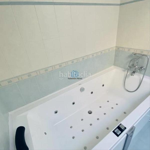 Foto b83a85fc-1741-49c8-b77f-61f420d2eef6. Chalet mit parking pool in Valdoviño