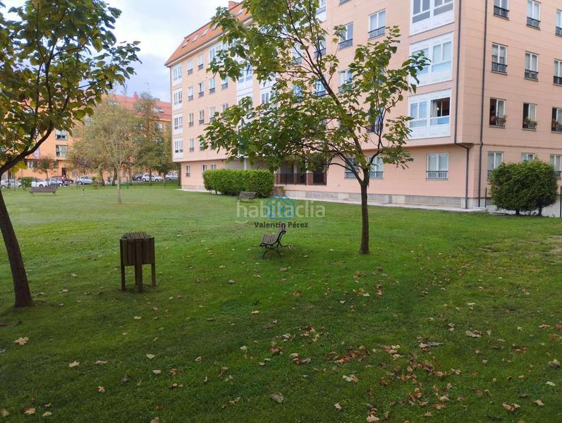 Foto c1196ad2-6274-4d8b-8037-e07ba649bb86. Geschäftsraum in San Mateo - Castro - O Val Narón