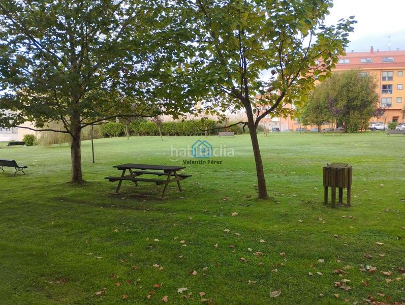 Foto caa6498f-b3da-4abe-b51c-e4899f7e73ec. Locale commerciale in San Mateo - Castro - O Val Narón