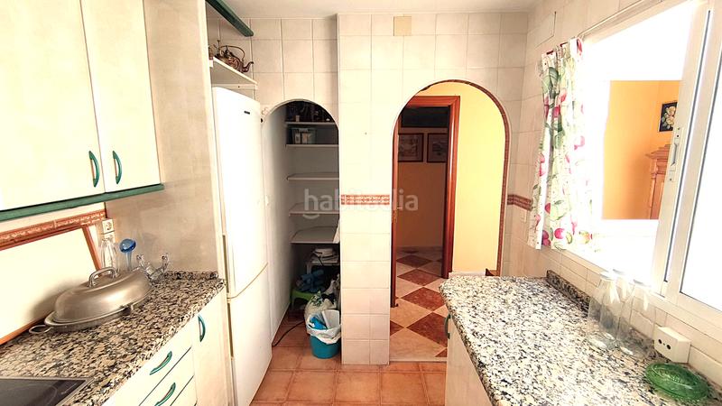 Foto 1235020b-4c3a-4780-b7ee-ed31978b5f3b. Piso  en venta en calle manuel de la revilla (pedregalejo) en Málaga