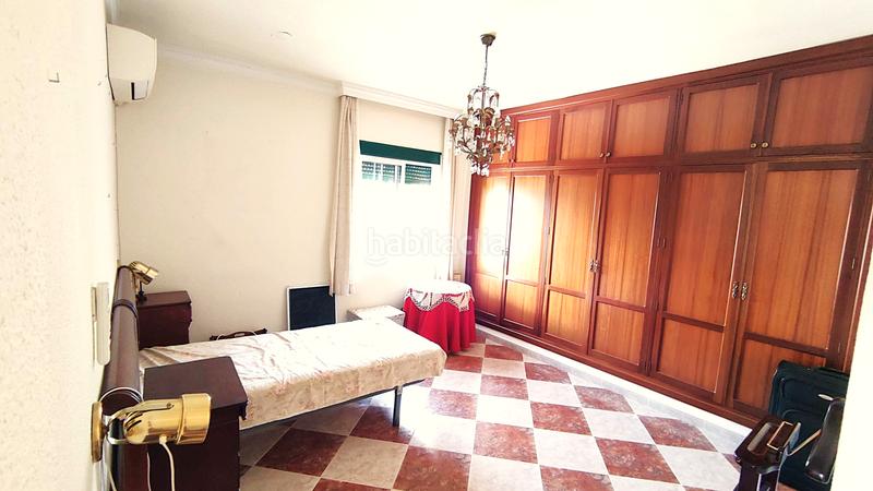 Foto 2cdca825-3adc-437c-b403-6731195e96ea. Piso  en venta en calle manuel de la revilla (pedregalejo) en Málaga