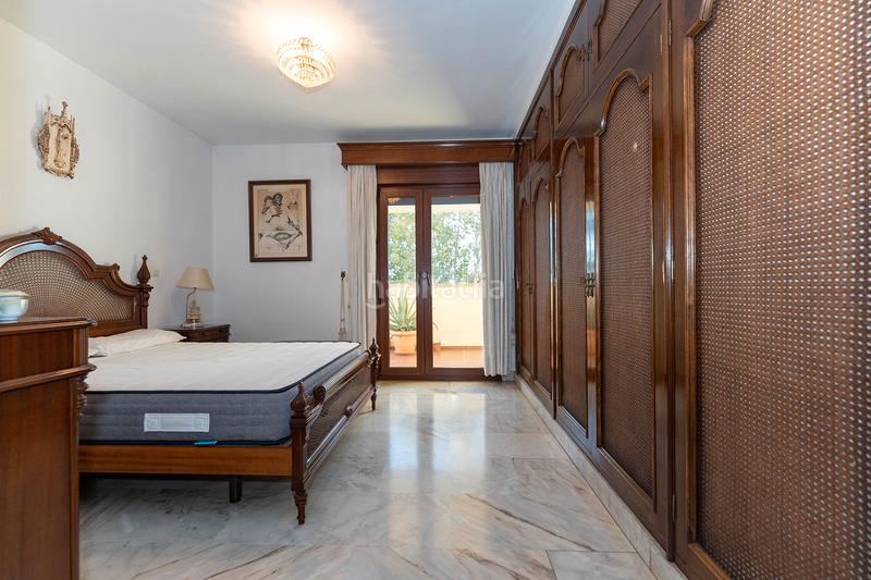 Foto 9c9df0d4-af94-4d6a-ba0b-56492282957c. Attique avec cheminée parking dans Limonar Málaga