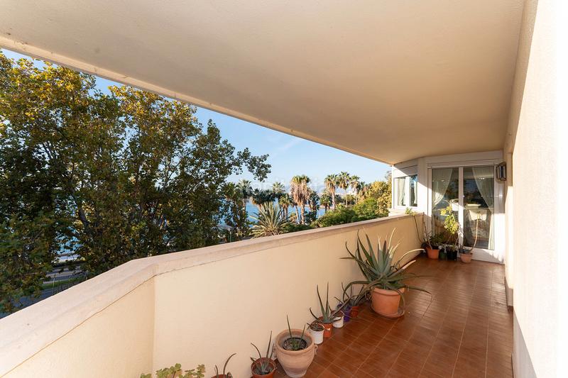 Foto a6736e9c-e0f3-4de1-8549-38fd4198154e. Attique avec cheminée parking dans Limonar Málaga