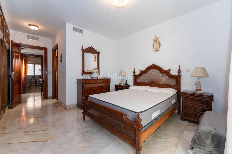 Foto d8329ad3-2c8b-4a3c-8a56-558a15f1defe. Attique avec cheminée parking dans Limonar Málaga