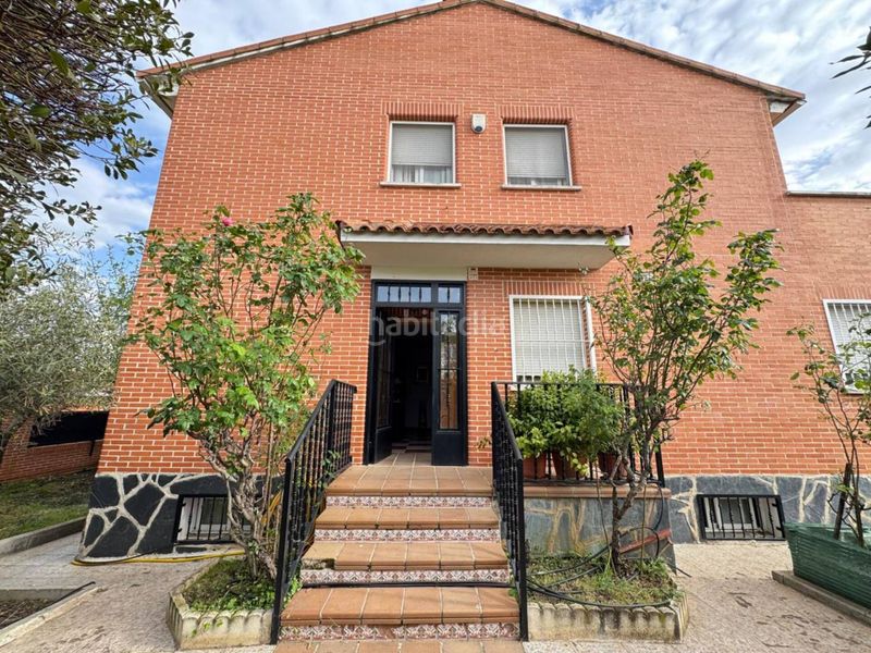 Foto c4f831fb-b67b-4841-beb7-b7c33512a7ab. Casa amb calefacció aparcament piscina a Meco pueblo Meco