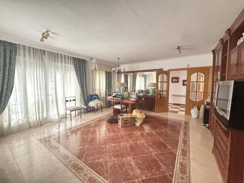 Foto da26ba50-8d65-4368-bfd6-f7d9f19a63e3. Casa amb calefacció aparcament piscina a Meco pueblo Meco
