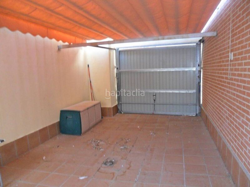 Foto dd7f6ca5-56d2-464c-9e20-4a67ea249255. Pis amb calefacció aparcament a Valdeavero