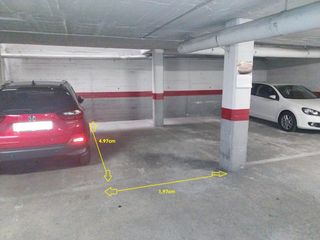 Lloguer Aparcament cotxe a Carrer de l'abat odó 73. Plaza de parquing en alquiler  en cabat odó, 73 junto plaça de l