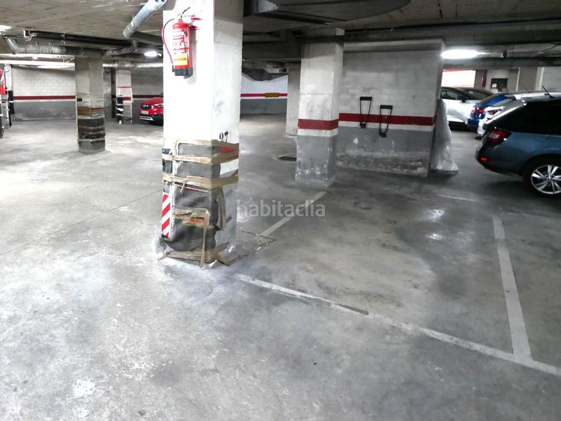 Foto 0ed3711a-d8d9-4e29-a89c-33c31db23b0e. Aparcament cotxe a Sant Andreu de Palomar Barcelona