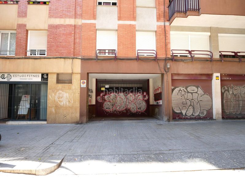 Foto 4cc67e5a-aded-41d1-8602-54476389b029. Aparcament cotxe a Sant Andreu de Palomar Barcelona
