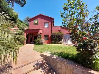 Casa  Carrer tarragona. Casa o chalet independiente en venta en cabrils