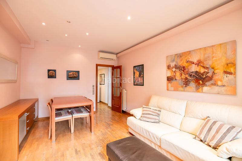 Foto 286182e0-0406-4007-8276-9aac58020dcd. Piso ref.- 102068- -eixample dret.- 4 dormitoris, llum natural en Barcelona