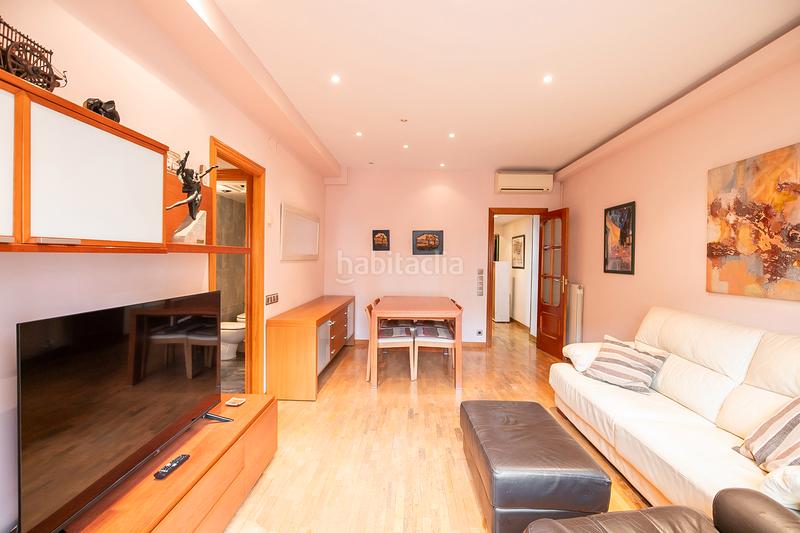 Foto 969631a2-5a22-4595-918e-e63932122ba4. Piso ref.- 102068- -eixample dret.- 4 dormitoris, llum natural en Barcelona