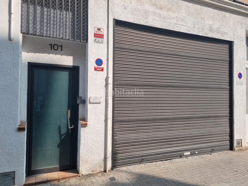 Foto 64c6e2e5-002c-4bb7-bbab-ede90d66c6c0. Local comercial a Eixample Mataró